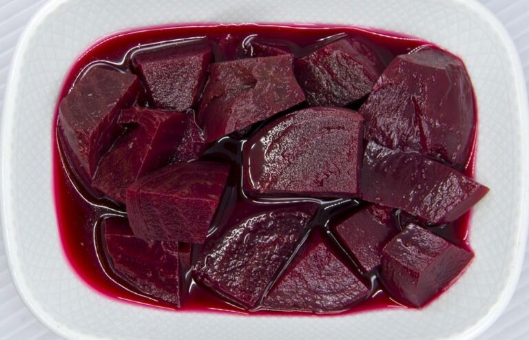 I 10 alimenti più ricchi di antociani: quel rosso pieno di antiossidanti